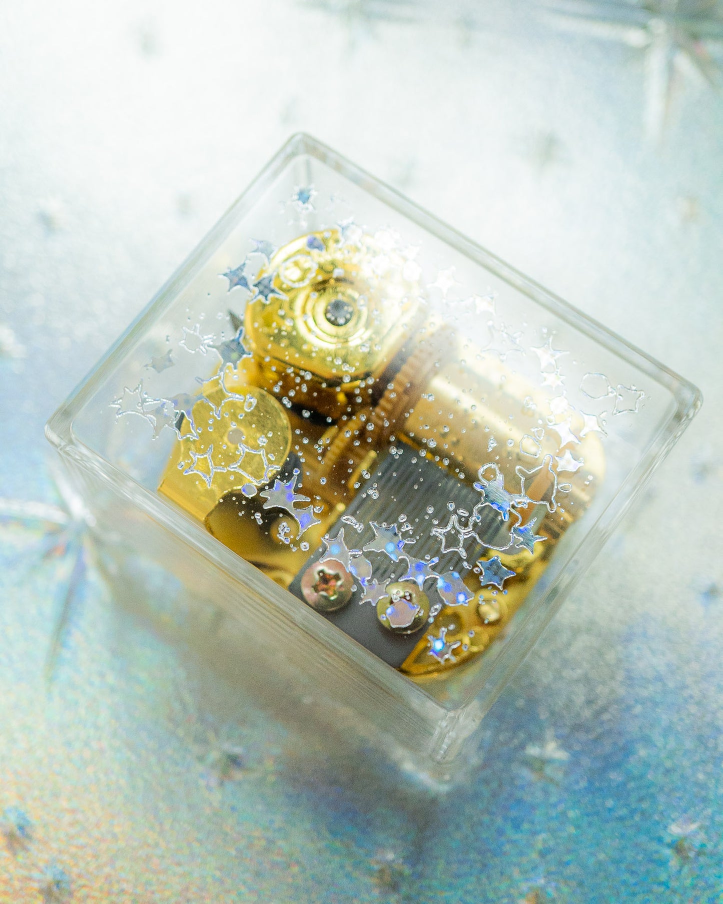 'Asleep Among Endives' Music Box